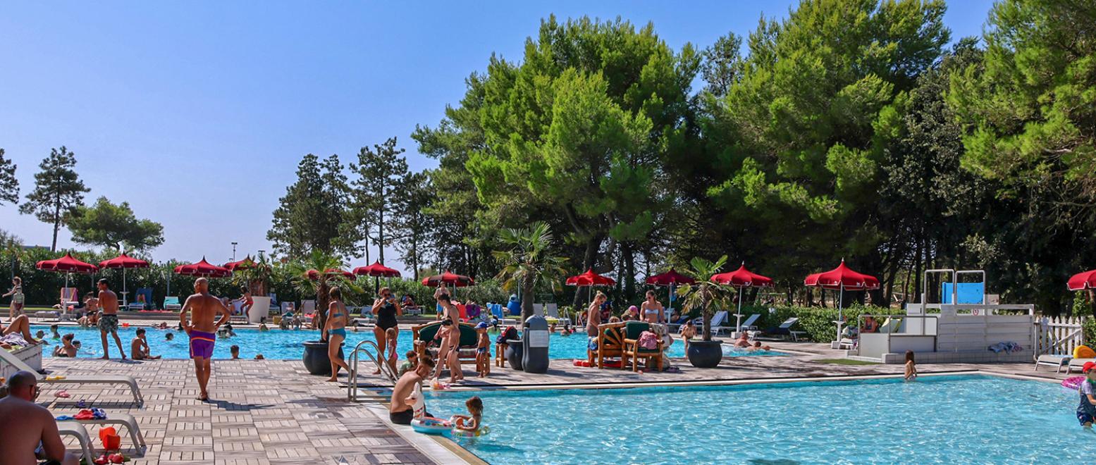 iltridente it piscina-camping-il-tridente 003